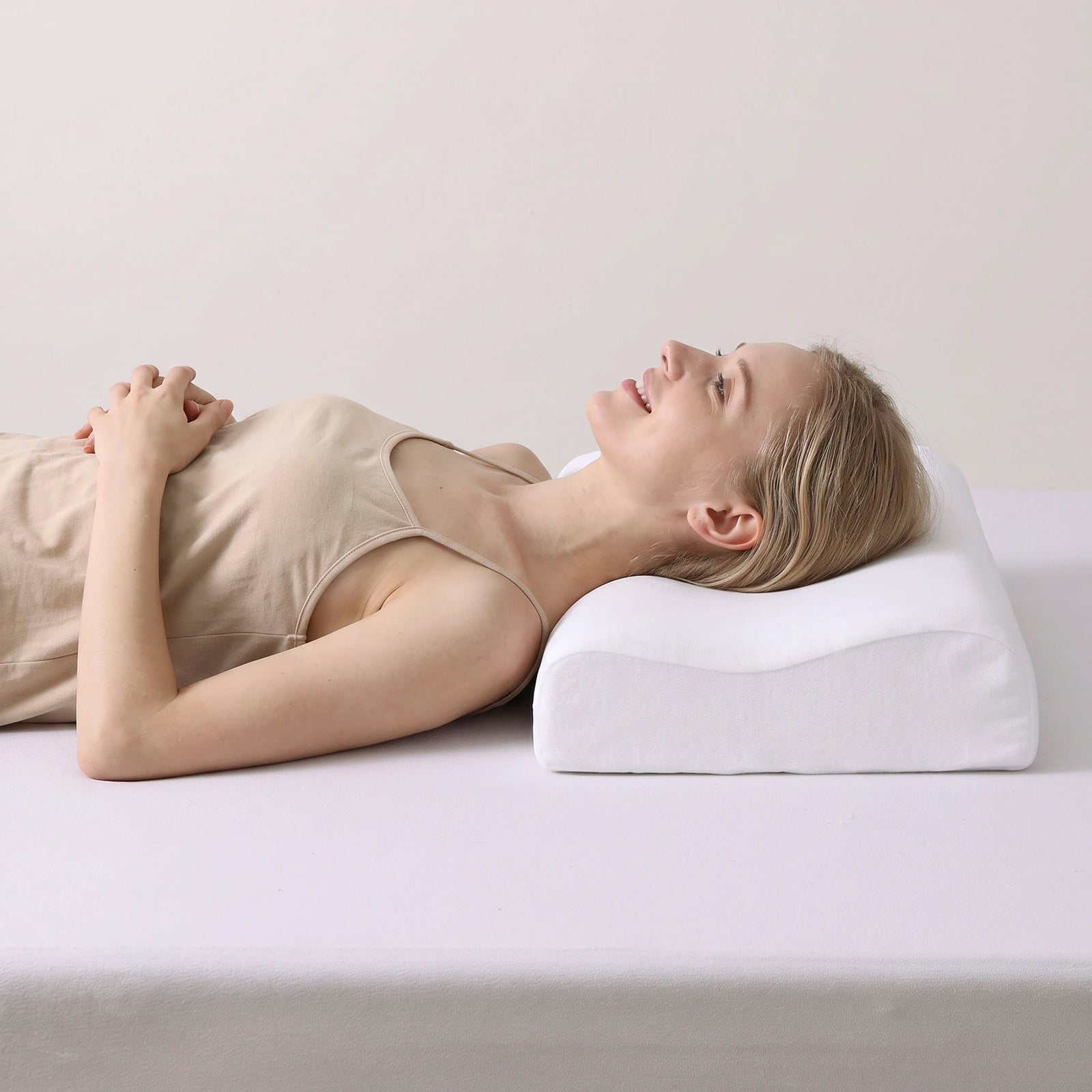 Deep Sleep Contour Profile Memory Foam Pillow
