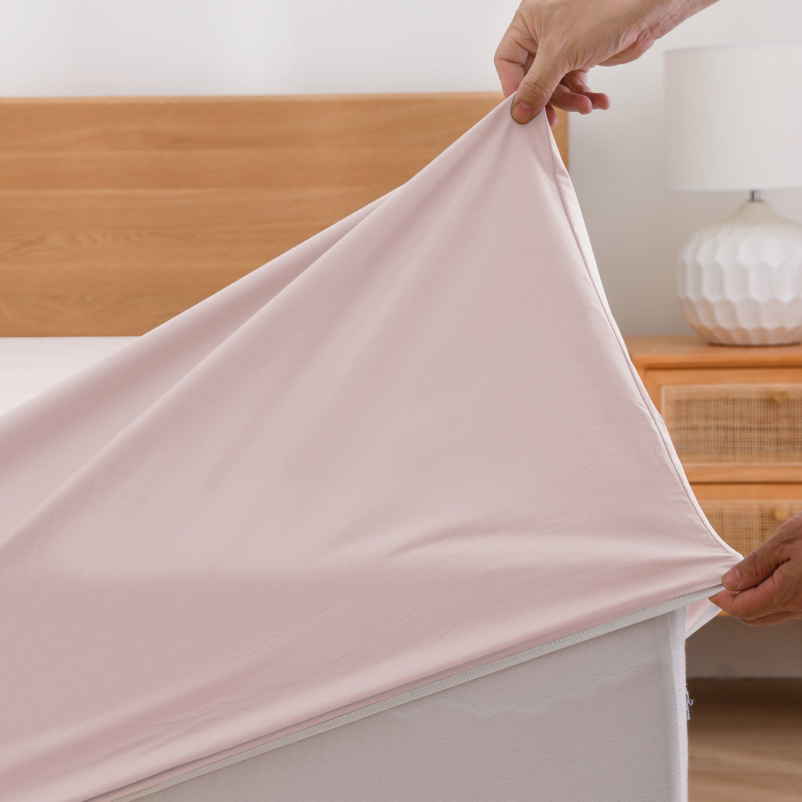 Heston 300 Thread Count Fitted Sheet Combo Pink