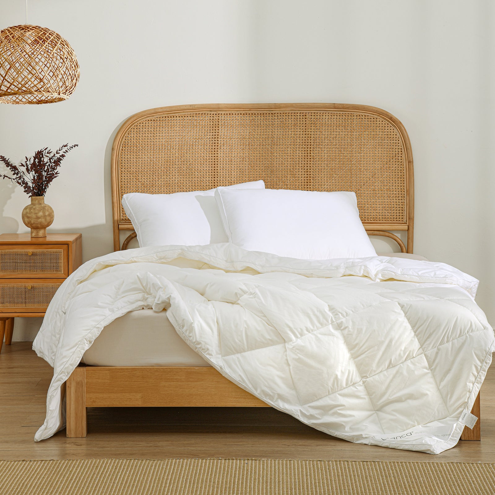 Relax Right Pure Microfibre 550gsm Winter Weight Quilt