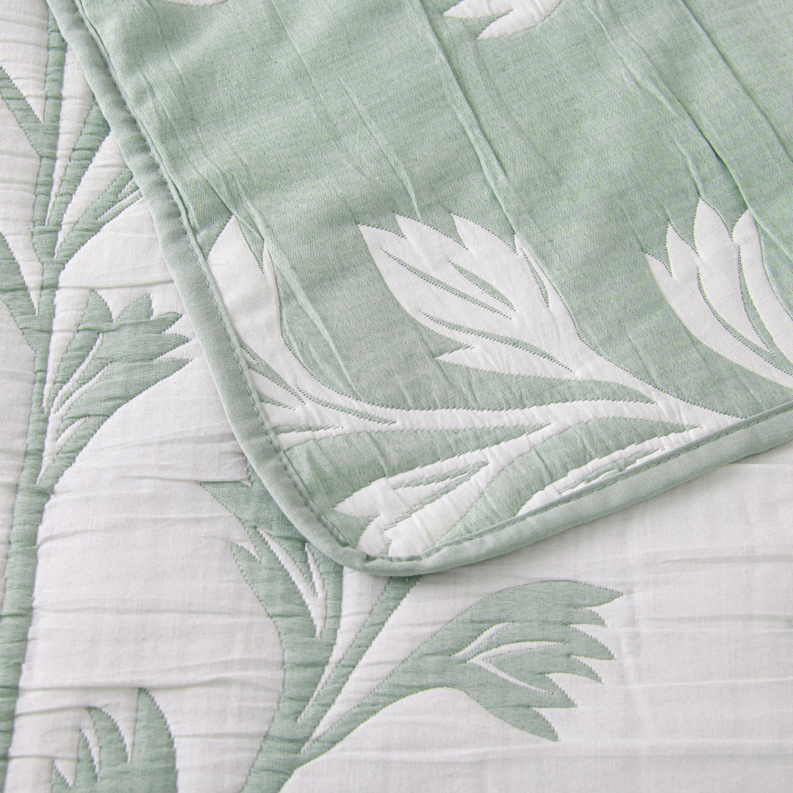 Vionelle Reversible Bedspread Set Sage