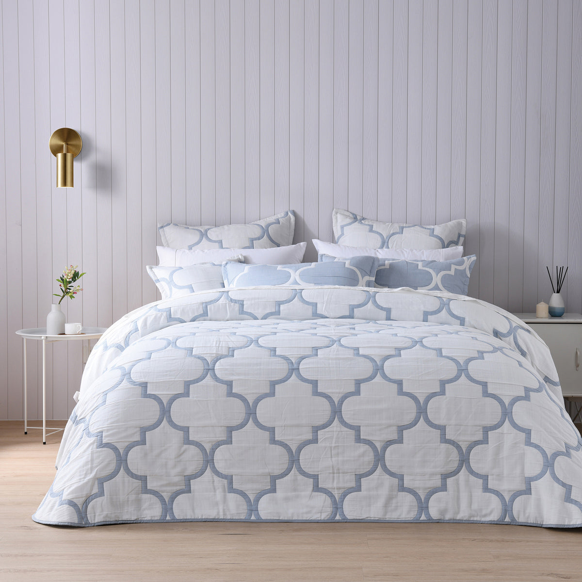 Mirabelle Reversible Bedspread Set Blue