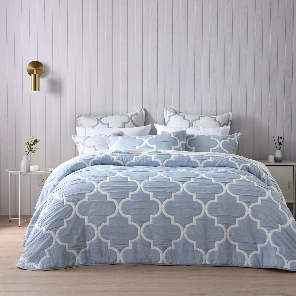 Mirabelle Reversible Bedspread Set Blue