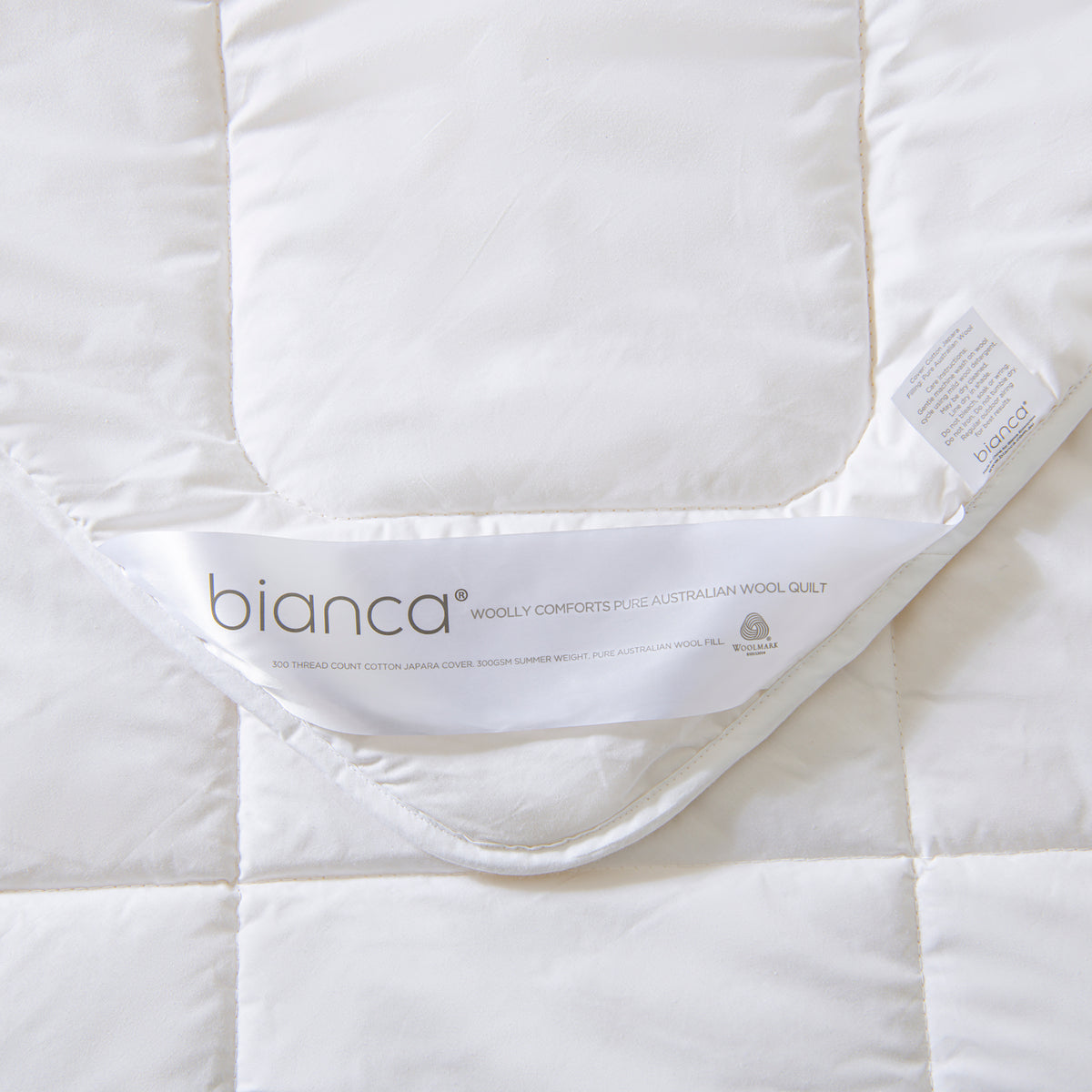Woolly Comforts 300gsm Summer Weight Wool Quilt
