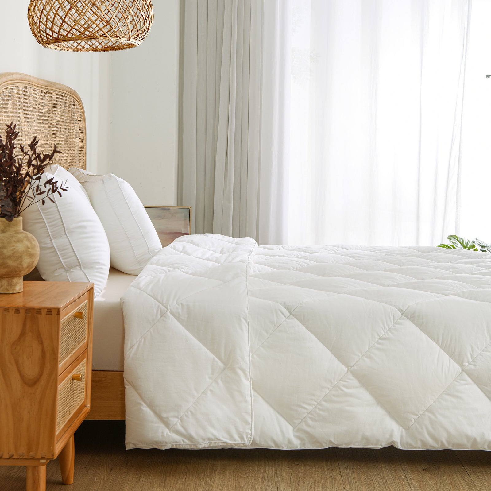 Relax Right Pure Microfibre 550gsm Winter Weight Quilt