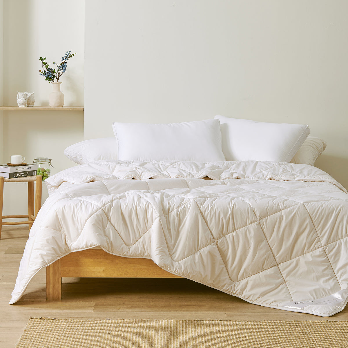 Woolly Comforts 550gsm Winter Weight Wool Quilt