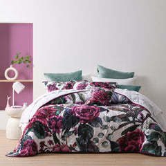 Abigail Bedspread Set Berry