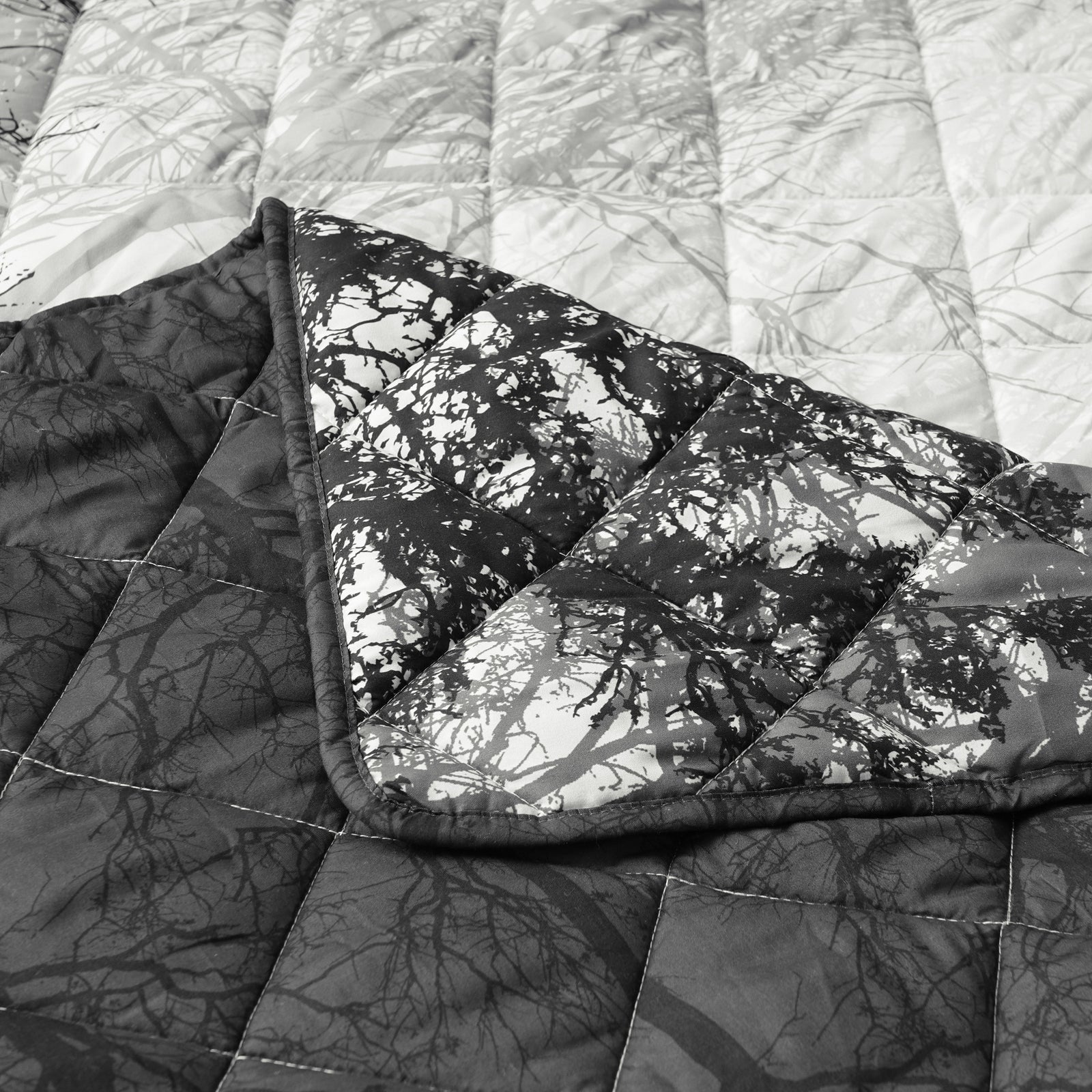 Boscage Coverlet Set Black