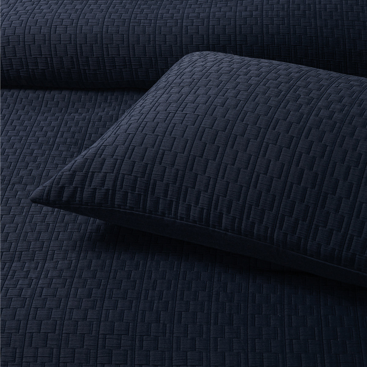 Burleigh Quilt Cover Set Ink