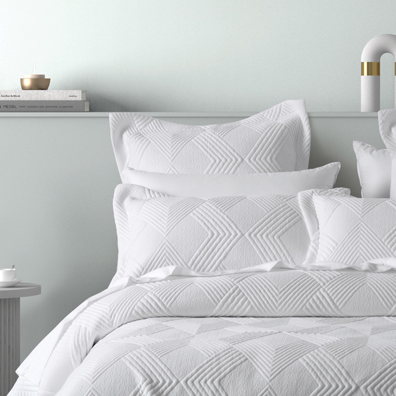 Cassiano Coverlet Set White