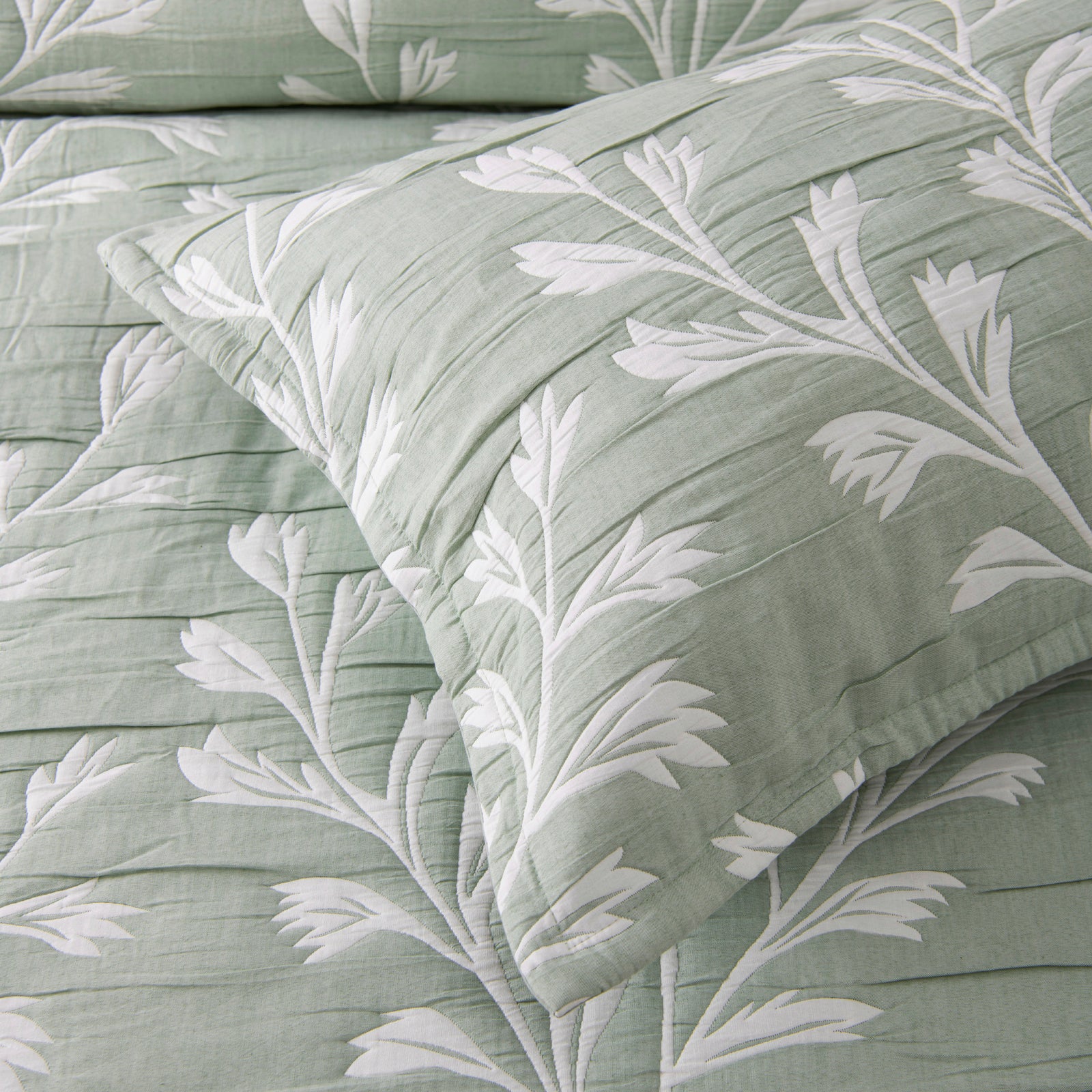Vionelle Reversible Bedspread Set Sage