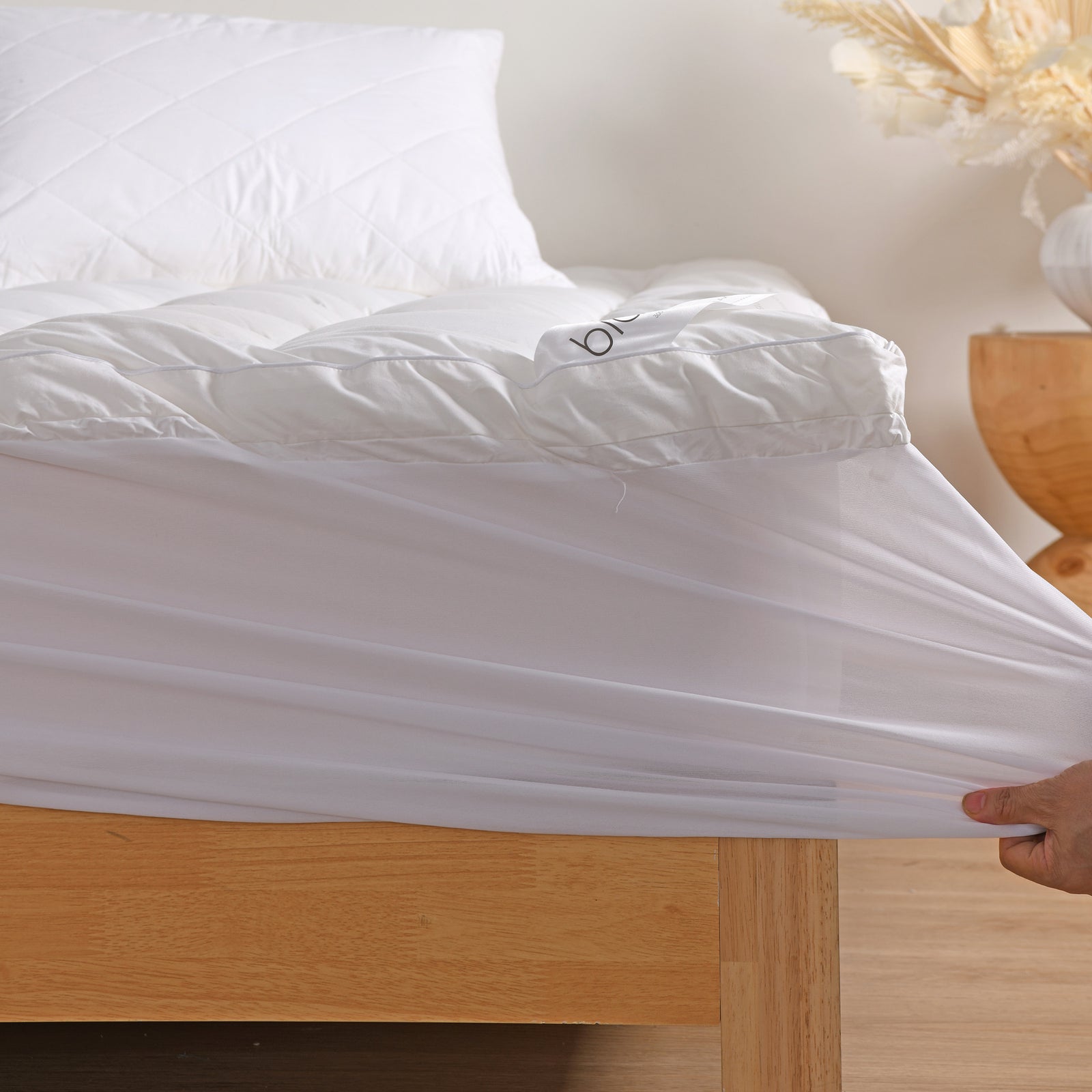 Relax Right Pure Microfibre Mattress Topper 1000gsm