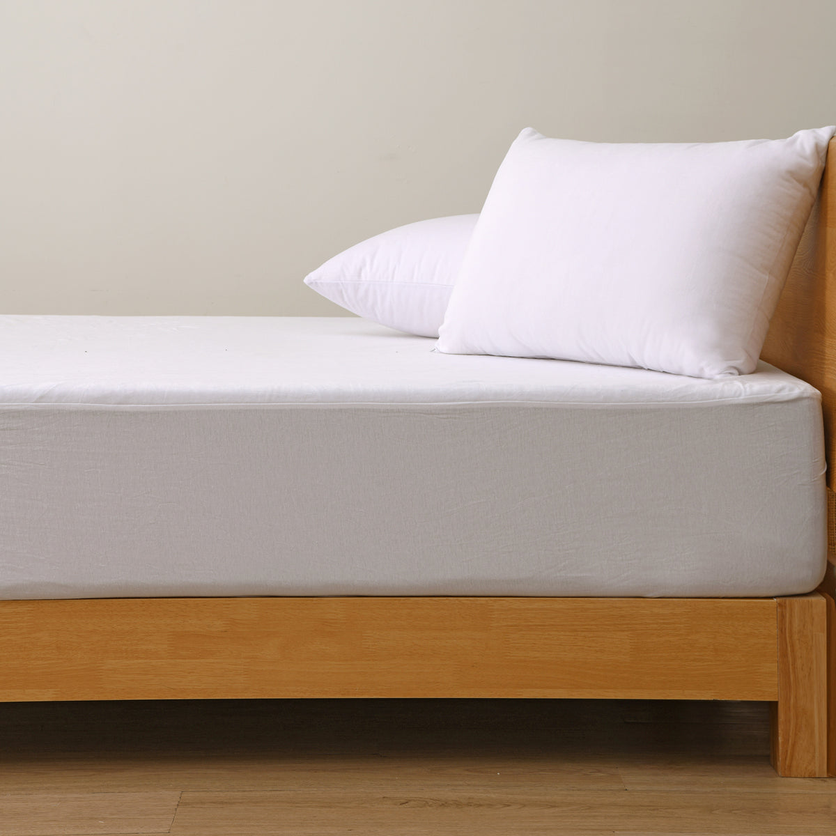 Deluxe Waterproof Cotton Velour Mattress Protector