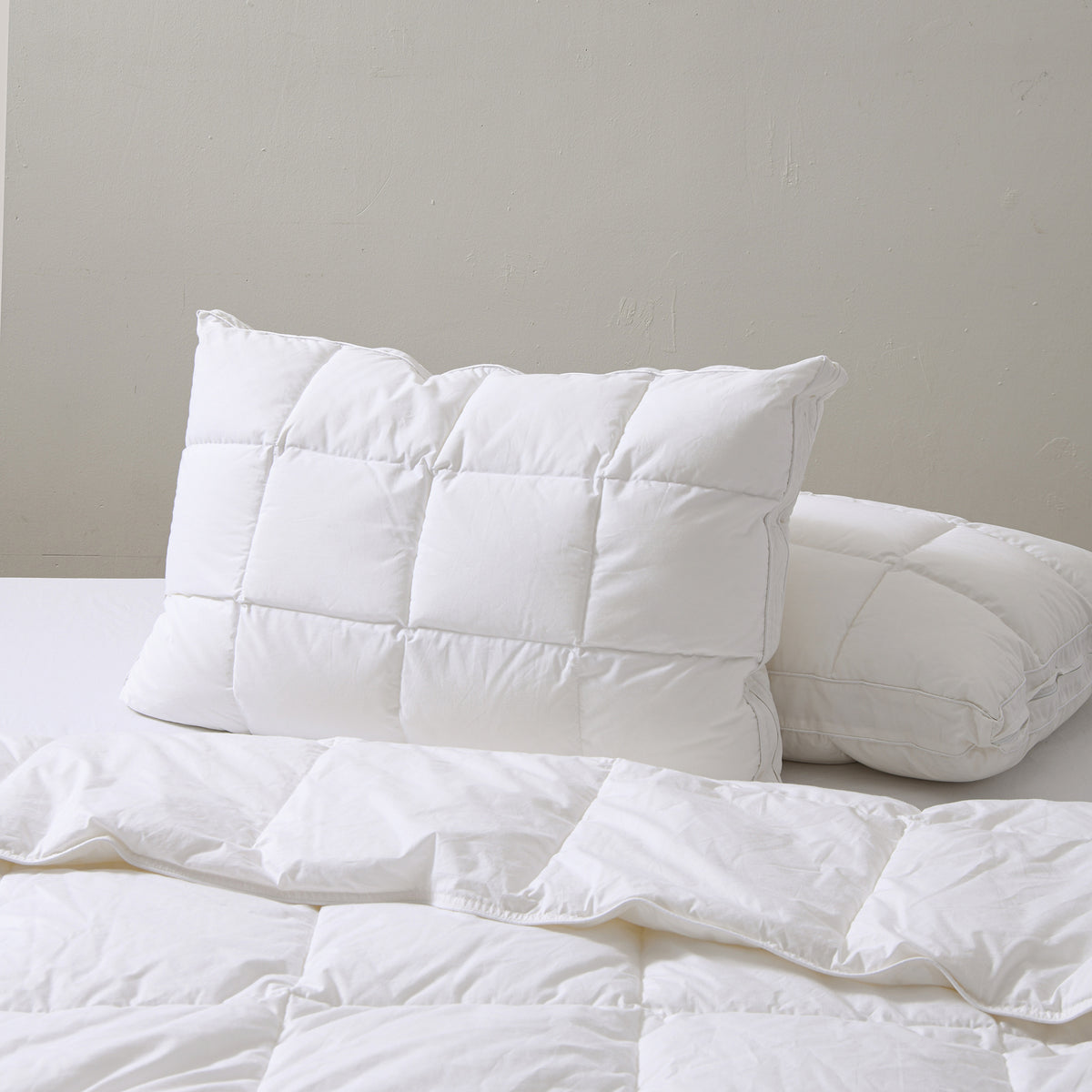 Relax Right Pure Microfibre  Pillow 3 in 1 Adjustable height 1150g