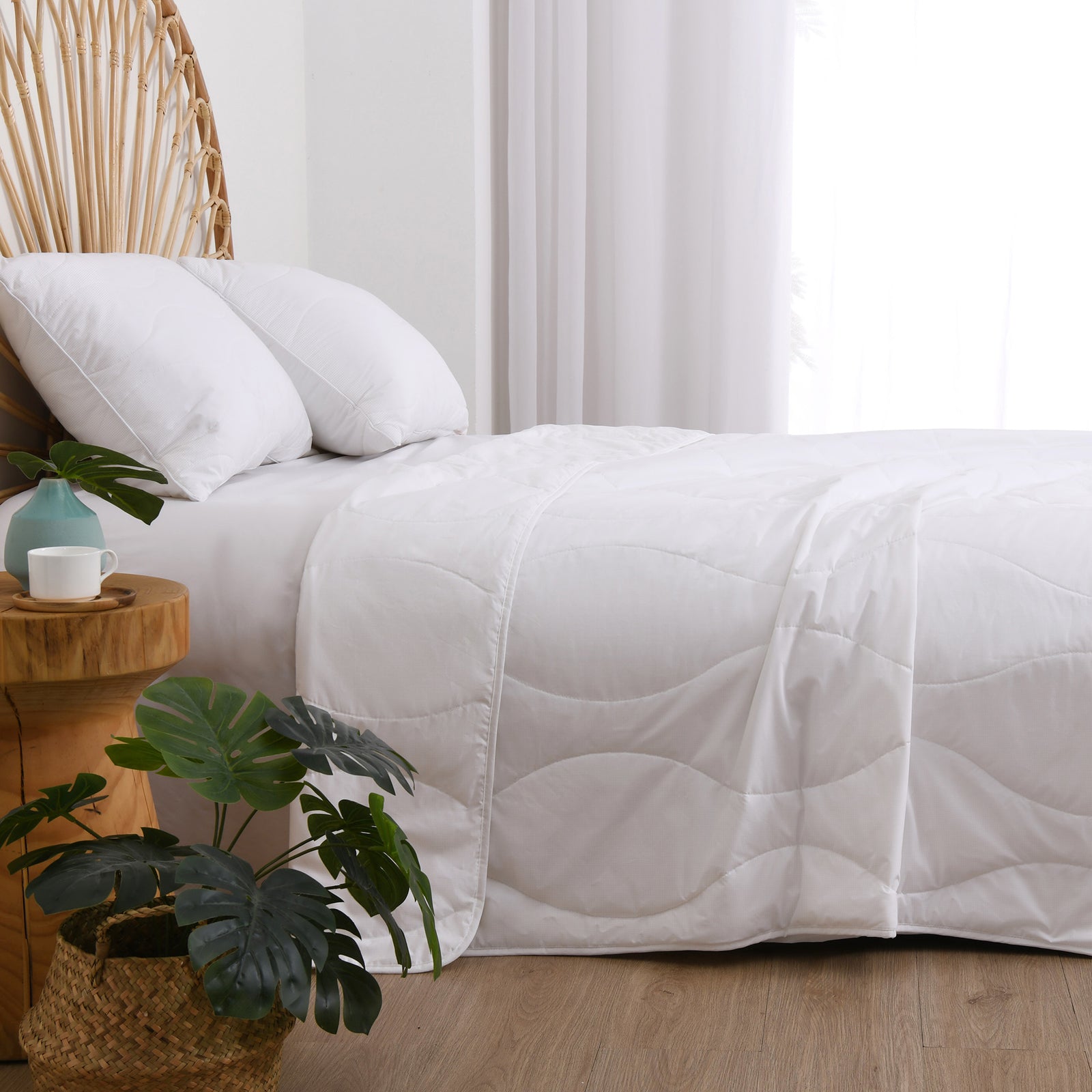 Cool Ease Phase Change Material (PCM) Cooling Technology 150gsm Summer Weight Quilt