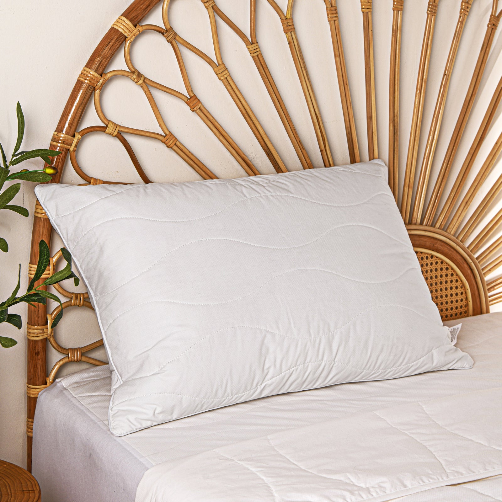 Cool Ease Phase Change Material (PCM) Cooling Technology Quilted Pillow 720g