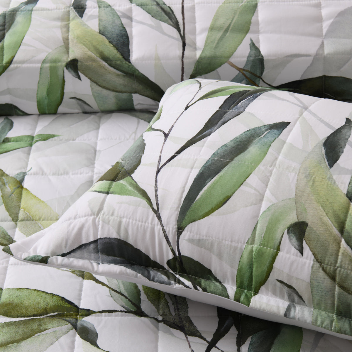 Linden Coverlet Set Forest Green
