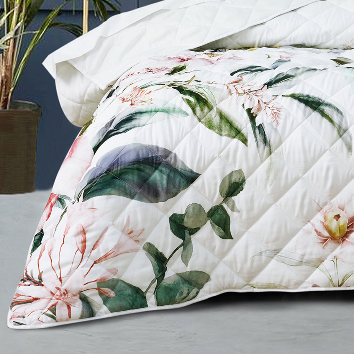 Indi Coverlet Set White