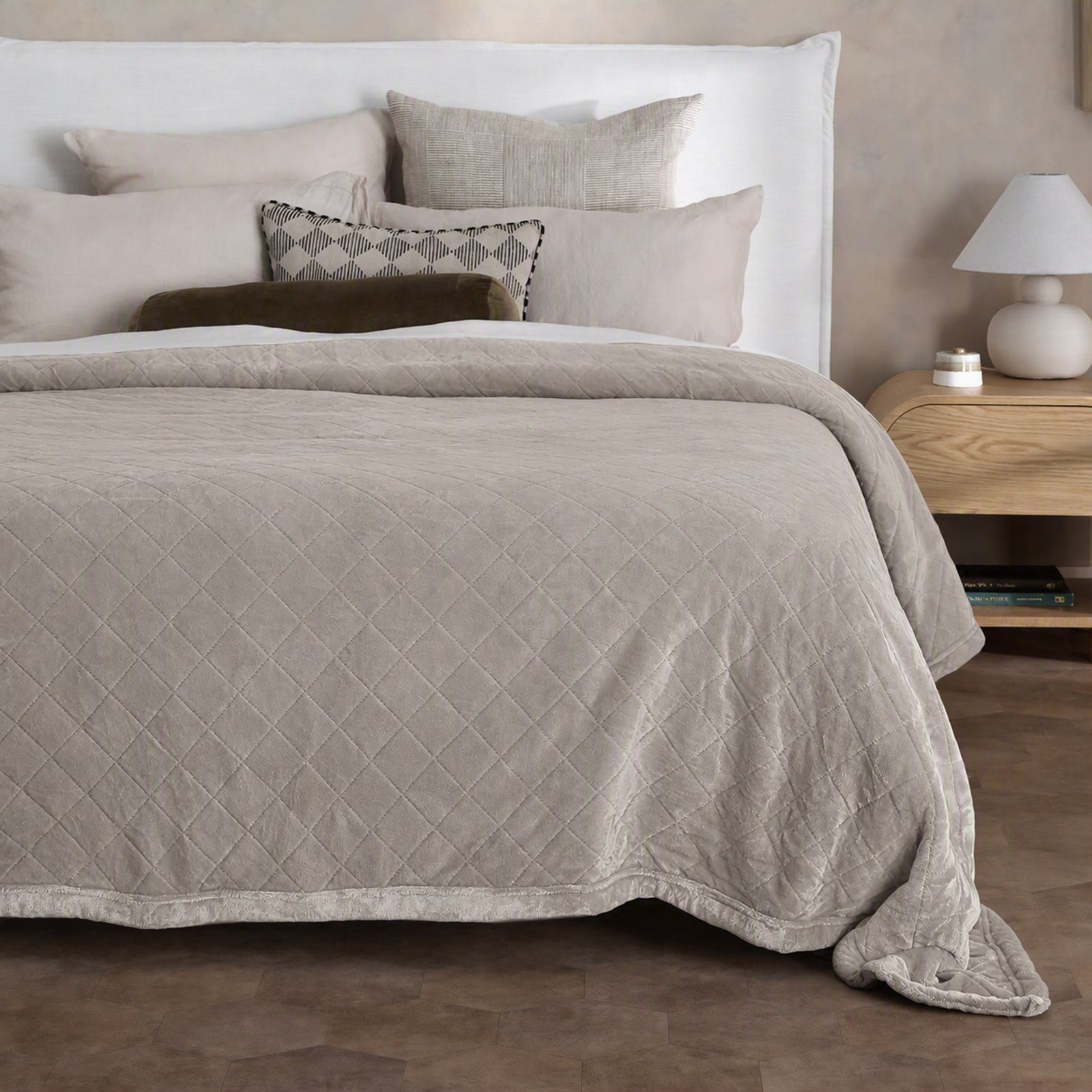 Mansfield Ultra Soft Velvet Blanket 480gsm Silver Grey