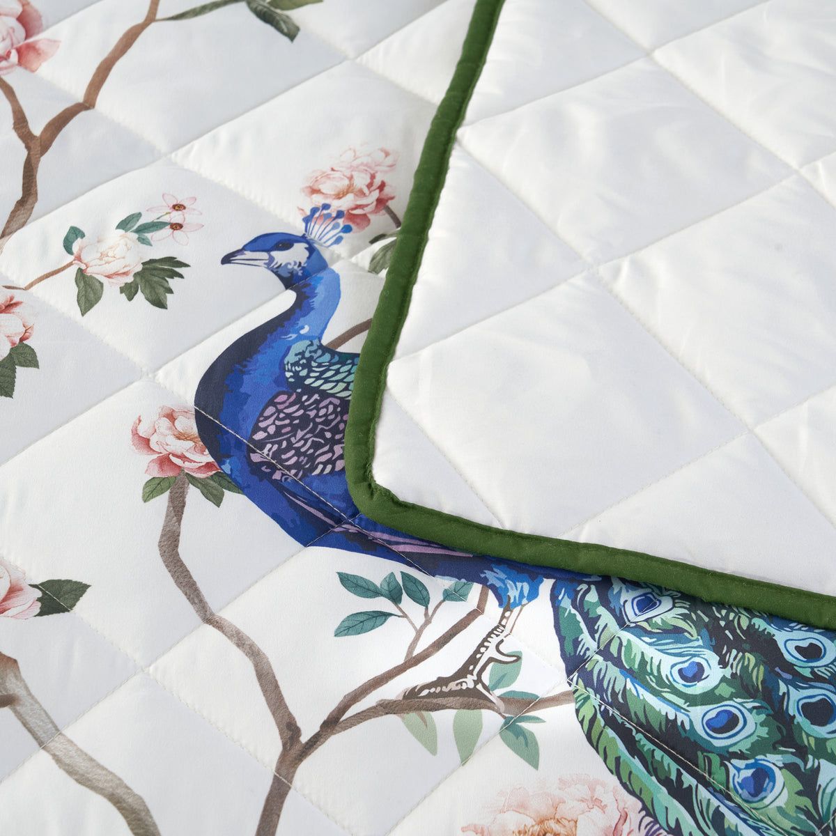 Priya Bedspread Set White