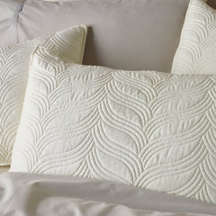 Kamala Bedspread Set Cream