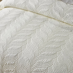 Kamala Bedspread Set Cream