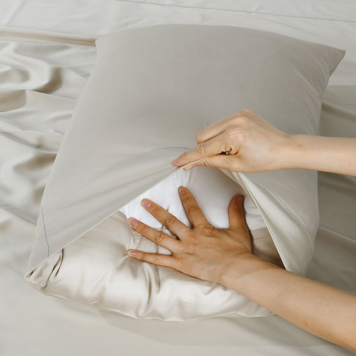 Rosebank 500 Thread Count Bamboo/Cotton Sateen Weave Standard Pillowcase (Pair) Sand