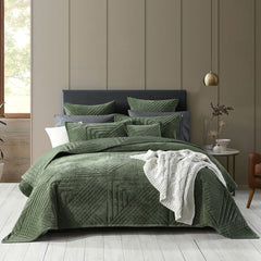 Samatra Coverlet Set olive
