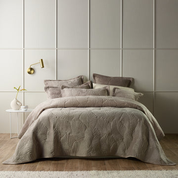 Kairo Coverlet Set Champagne