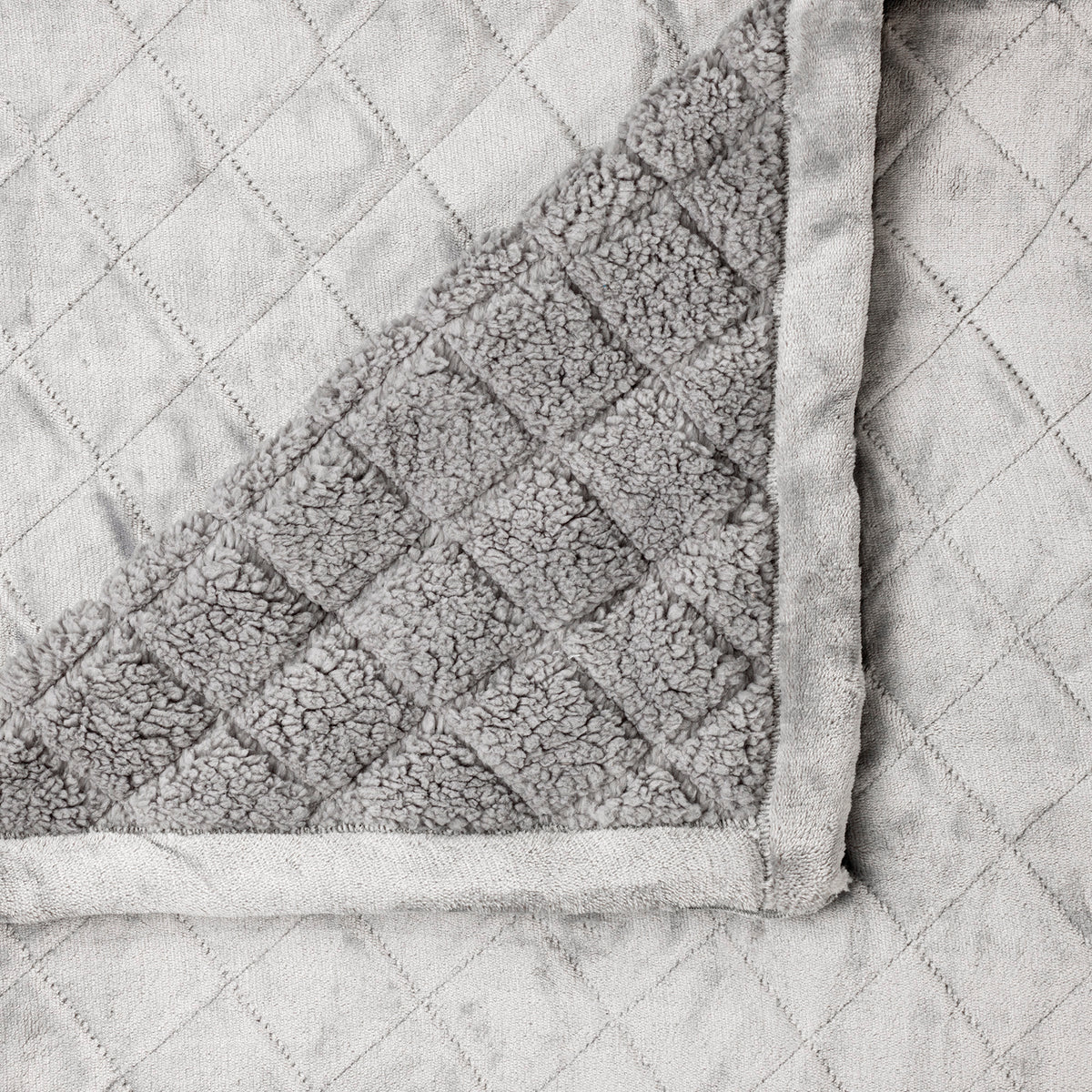 Mansfield Ultra Soft Velvet Blanket 480gsm Aluminium